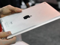 На CES 2011 показали макет iPad 2