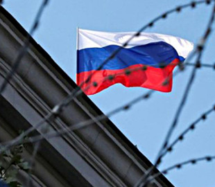 ЄС готує санкції проти суден, що доставляють зброю з КНДР до Росії - Reuters