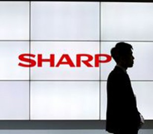 Sharp начнет поставлять OLED-панели для Hon Hai